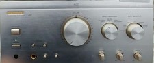 Amplificatore stereo integrato