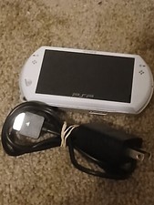 Sistema di gioco Sony PSP Go