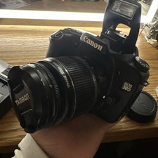 Canon EOS 30D 8.2MP Digital
