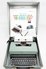 OLIVETTI LETTER 32 TYPEWRITER