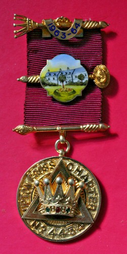 Upton cross chapter 4454 pz - cross,