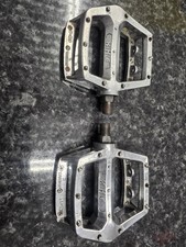KHE Midschool Pedals 1/2