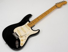 Chitarra elettrica usata