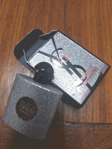 Yves saint laurent - saint, black