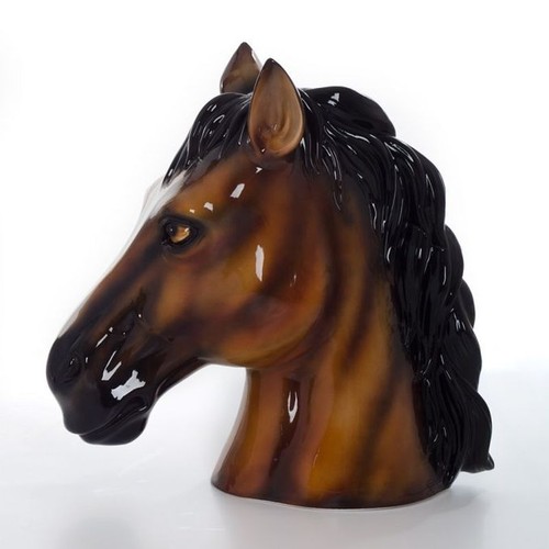 Statua testa cavallo in - testa, di