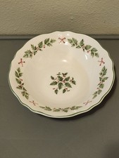 NIKKO AGRIFOGLIO FESTIVO CIOTOLA DA PORTATA ROTONDA 9"