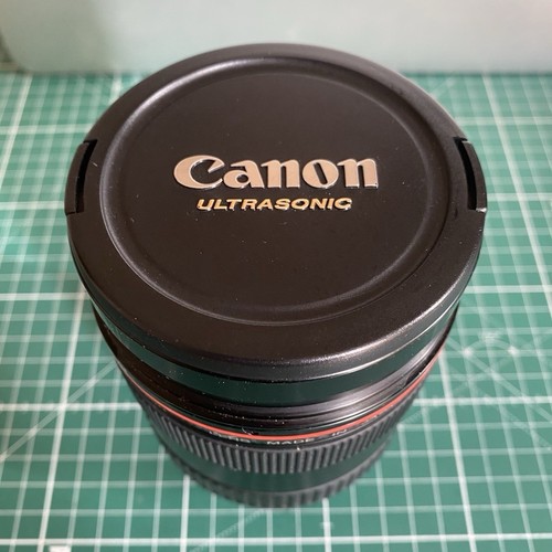 Canon 70mm 8 zoom - f/2,8,