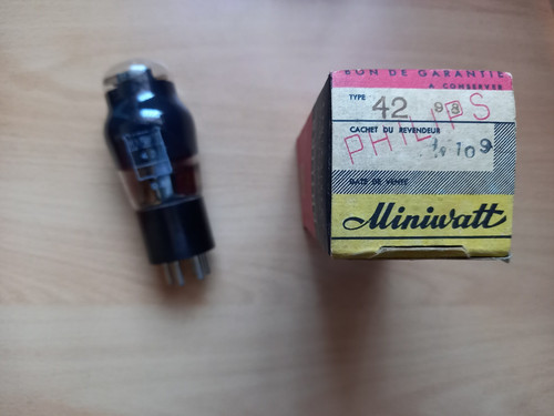 Philips miniwatt - philips,
