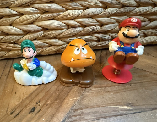 Lotto giocattoli happy meal - happy,
