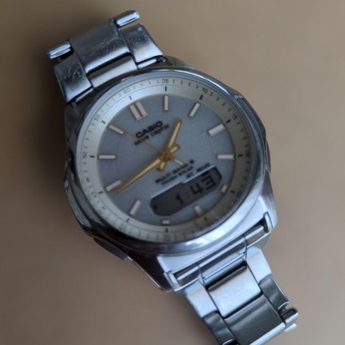 Orologio digitale analogico