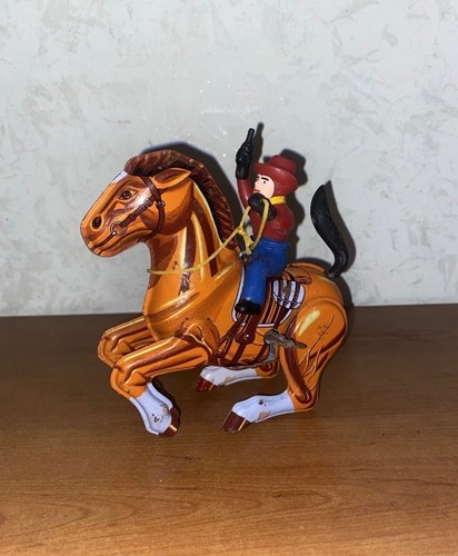 Tin toys - toys, tin/plastic