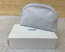 Pochette Chanel Skincare