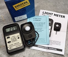 LUTRON LX-101A Digital Luxmetro Light Meter misura luminosità
