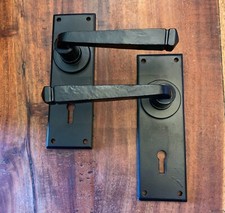 Maniglie per porte in ferro