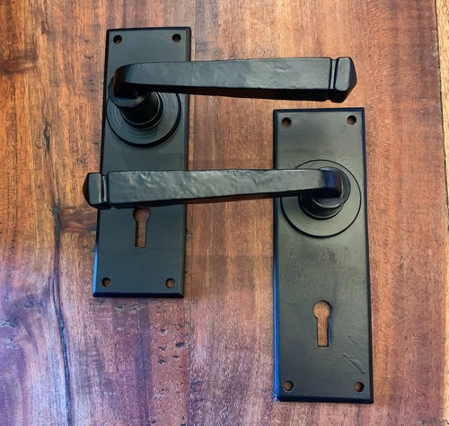Maniglie per porte ferro - per,