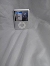 Apple iPod  nano A1236 4GB