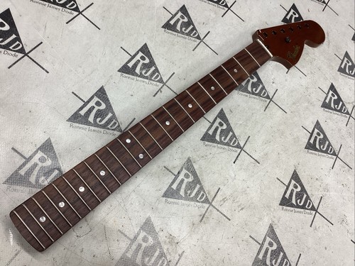 Fender tom delonge strarcaster - fender,