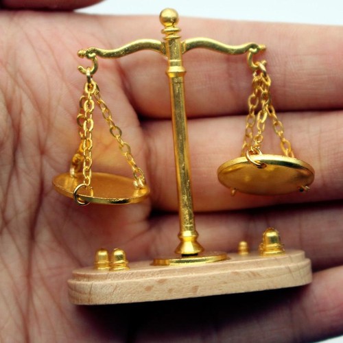 Dollhouse vintage balance - vintage,