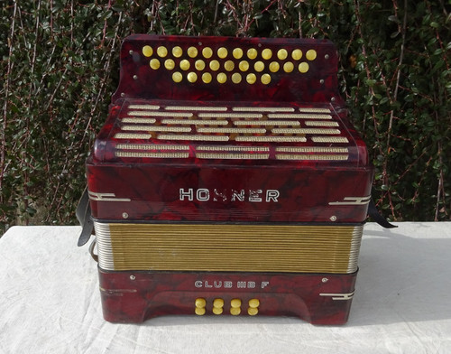 Fisarmonica - , a