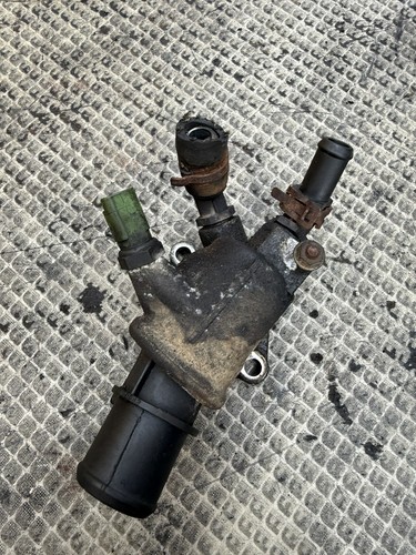 Alloggiamento termostato