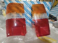 COPPIA PLASTICHE FANALE POSTERIORE PER TOYOTA HILUX 4 RUNNER 1994-98 81561-35111