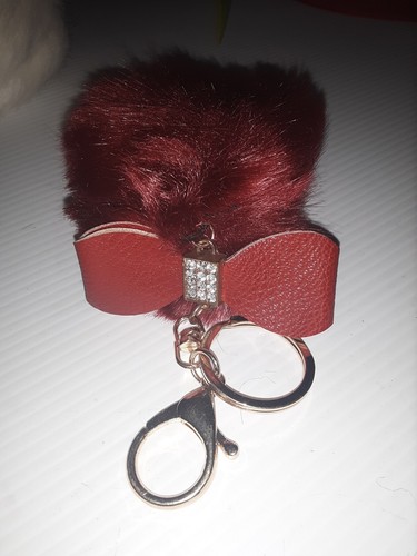 Carino portachiavi pom fatto - , a