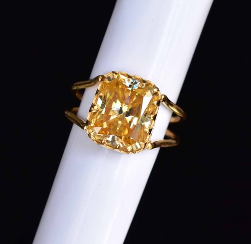 Giallo moissanite - 5.00,