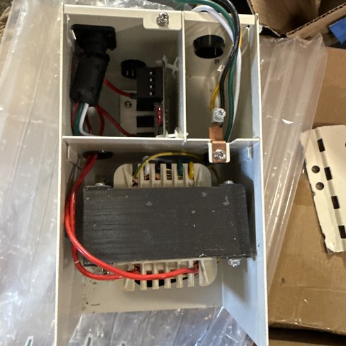 520556 power center - power,
