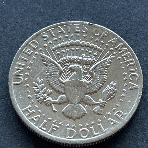 Mezzo dollaro statunitense - mezzo,