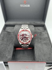 Tudor black bay - black,