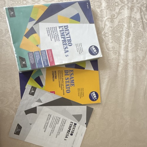 Mondadori education dentro - education,