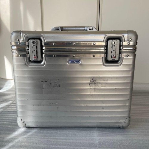 Custodia pilota rimowa - rimowa, argento