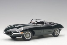AUTOart Signature 1:18 Jaguar