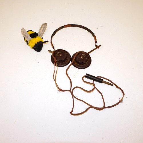 Vintage ww2 era bakelite - era,
