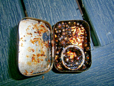 Palline stagno x radio valvole anni '40, in latta Brioschi Pastigliette LIRE 2