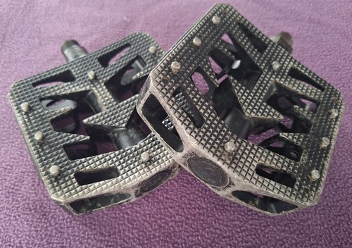 Mongoose cut pedali - m-cut,