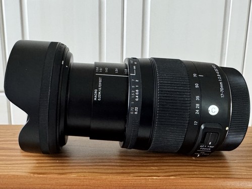 Sigma 70mm 4 - sigma, f2.8-4