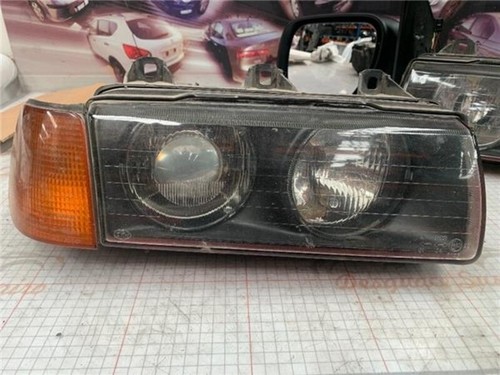 519 000 faro - 02, delantero