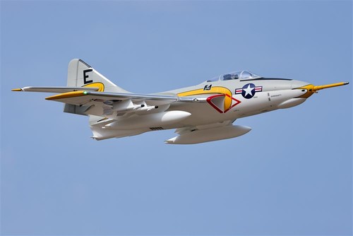 Freewing f9f cougar con - 8,