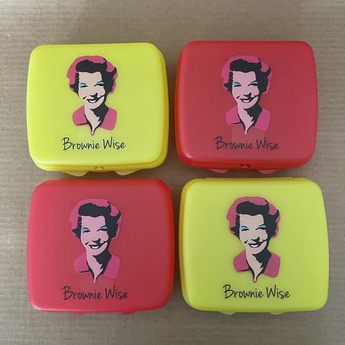 Tupperware sandwich keeper - tupperware,