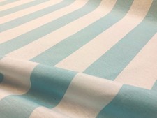 Tessuto a righe blu cielo