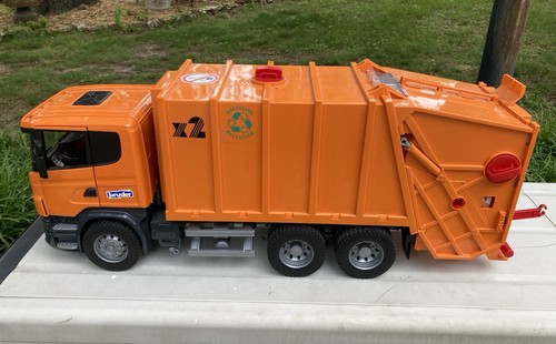 Camion della spazzatura bruder - della,