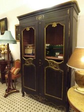 Antico armadio epoca 700 provenzale francese a due ante laccato