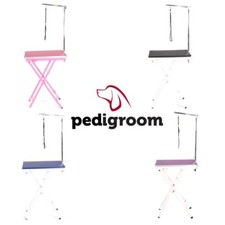 Tavolo per la cura del cane