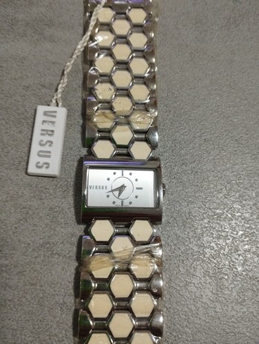 Orologio versus - orologio,