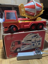 giocattoli d'epoca in latta