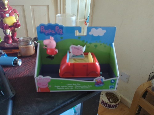 Peppa pig little red car - peppa,