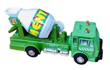 Camion miscelatore cemento