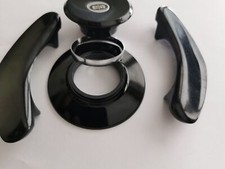 AMC-2 Maniglie a Banana, 1