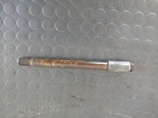 PERNO RUOTA ANTERIORE